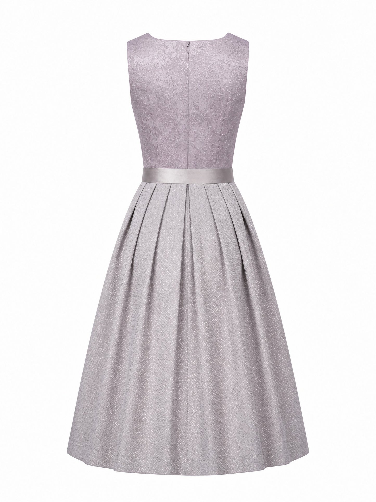 Klassisches Dirndl Lena – Rauchflieder, Eckige Form