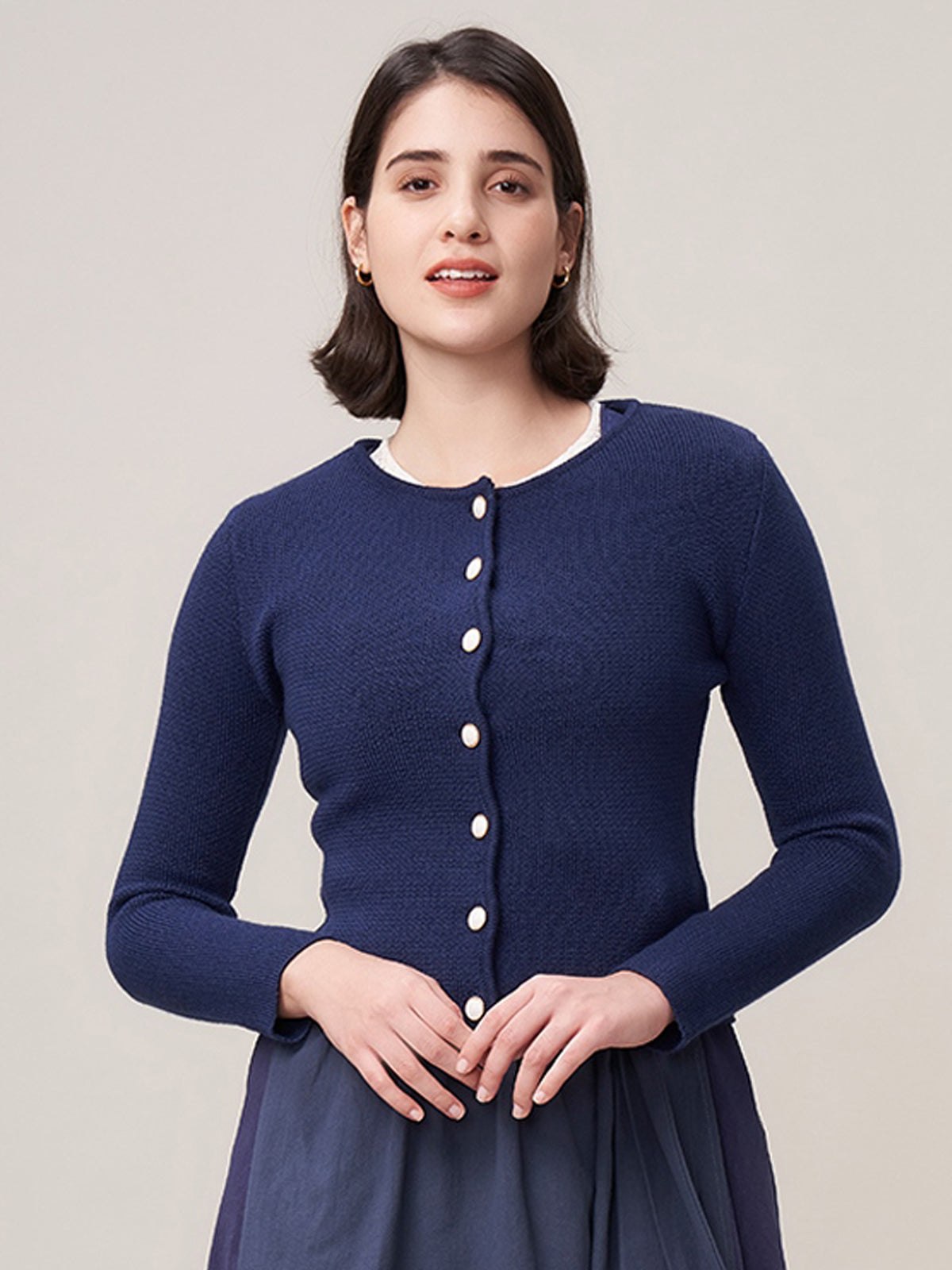Klassisch: Trachtenstrick Strickjacke Mira Dark