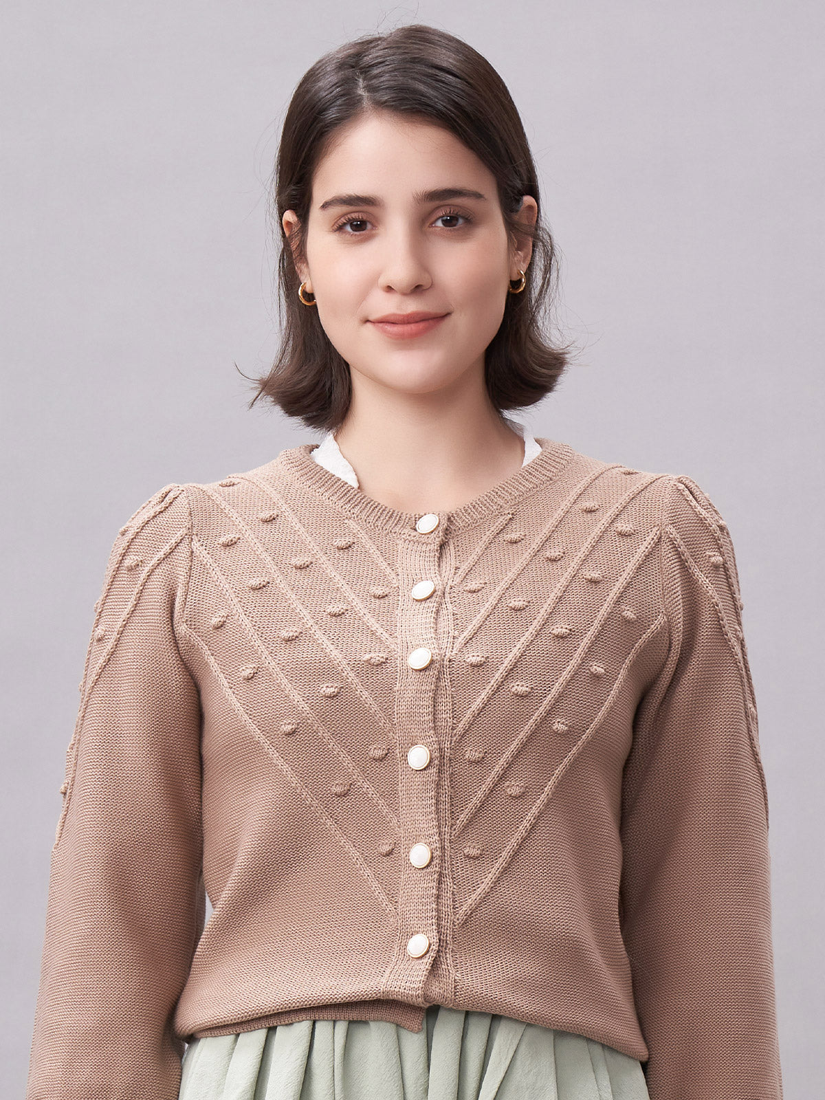 Klassisch: Trachtenstrick Strickjacke Renata – Braun