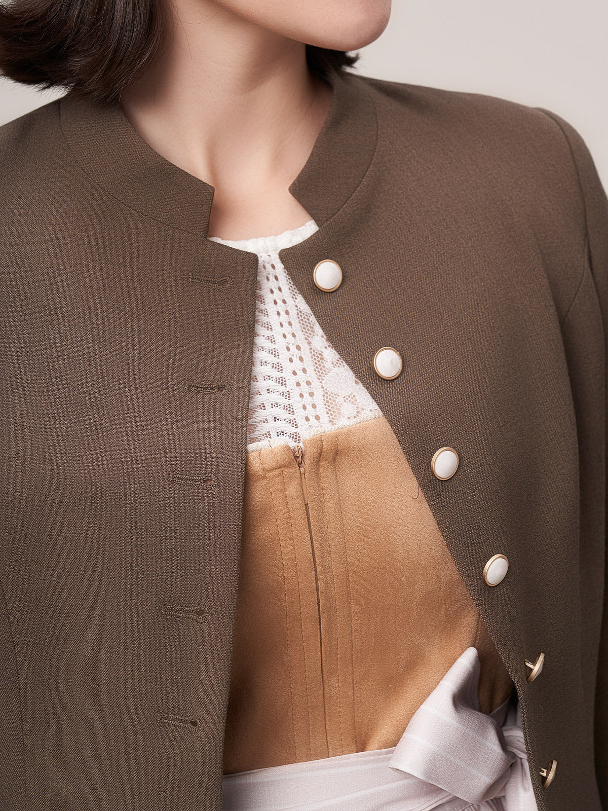 Klassisch: Trachtenjacke Damenjacke Barly Dark Olive – Braun