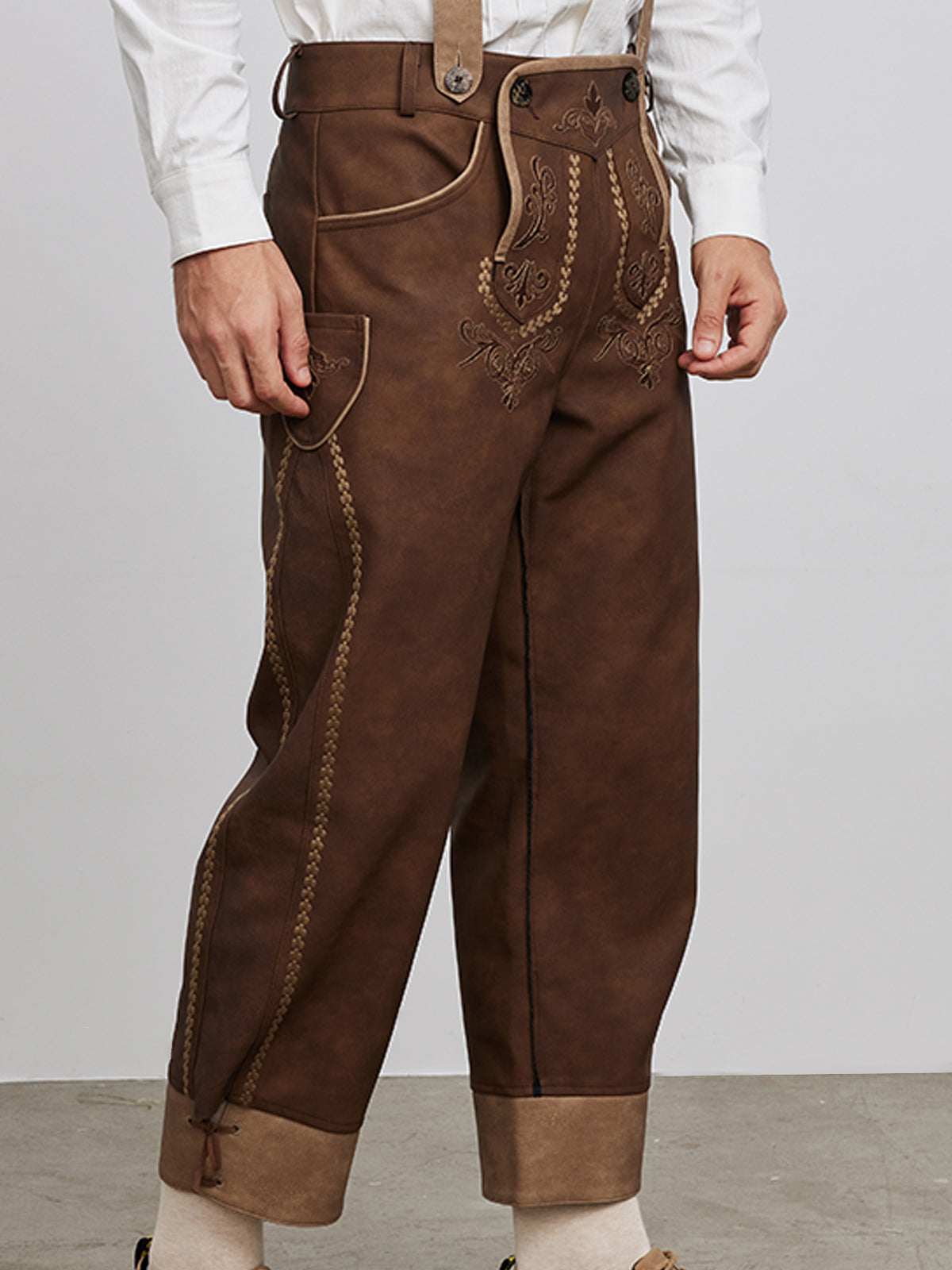 Klassisch: Lederhose Theodor – Braun, Stickereien