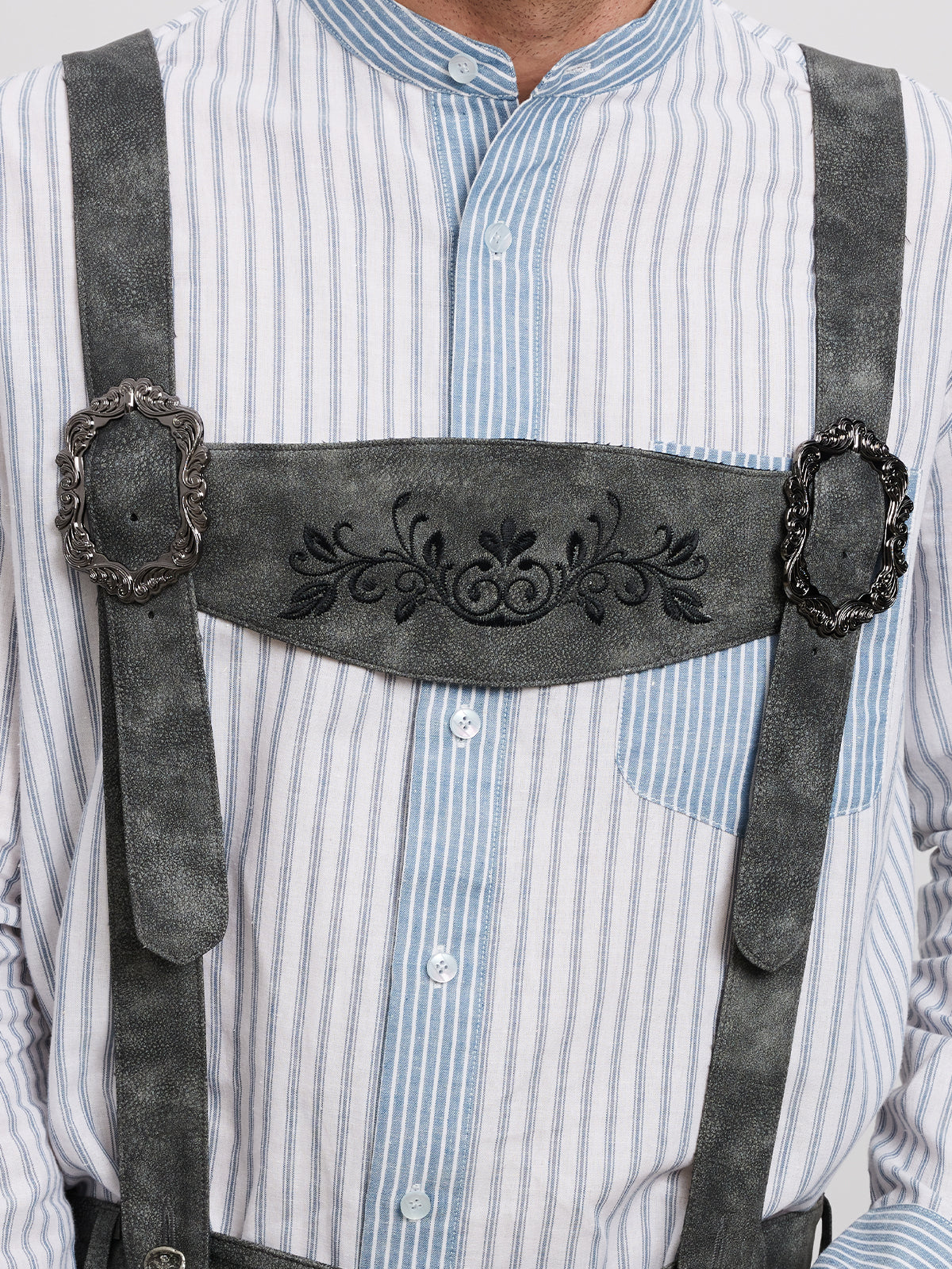 Klassisch: Lederhose Norman – Grau, Stickereien