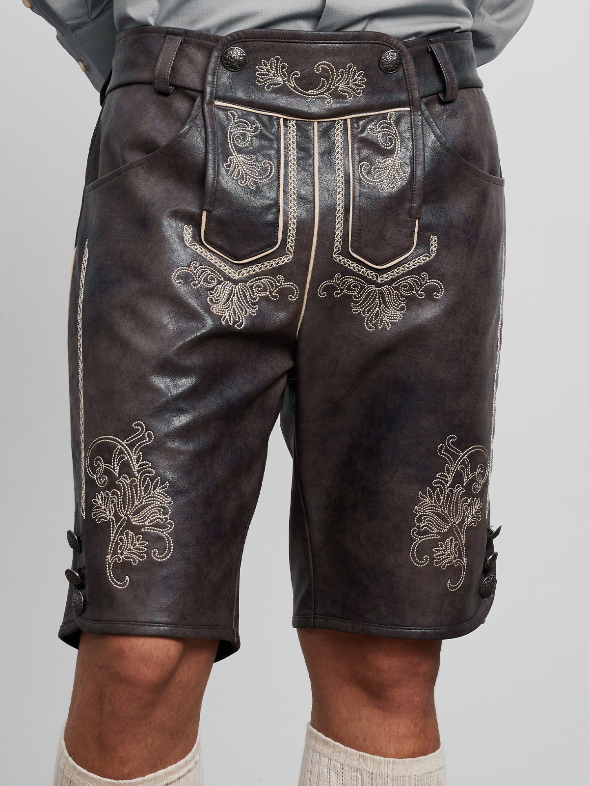 Klassisch: Lederhose Tarius Steinbraune – Grau, Stickereien