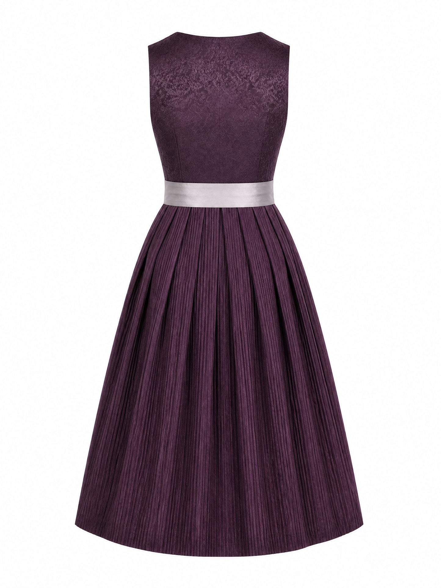 Klassisches Dirndl Leonie – Aubergine, Eckige Form